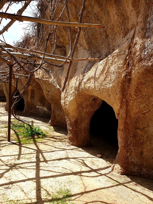 Tamin Historical Cemetery