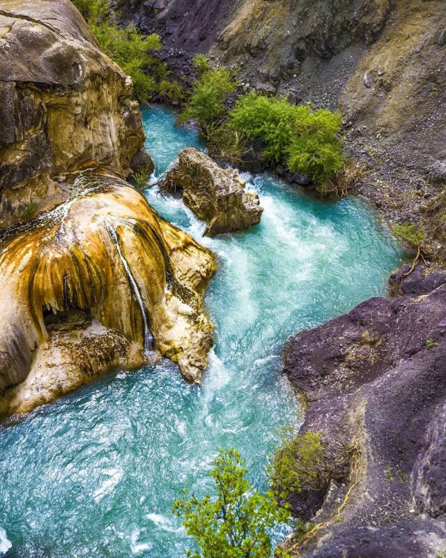 Heydarbaghi natural bath (Doh Ochan spring) Heydarbaghi natural bath (Doh Ochan spring)