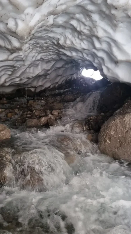 Azna snow tunnel Azna snow tunnel